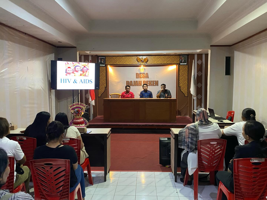 Pencegahan Penularan HIV/AIDS di Desa Dajan Peken